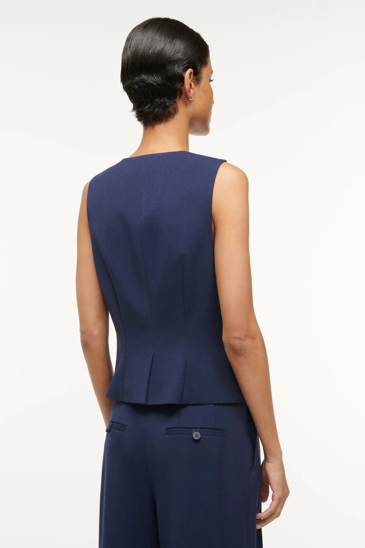 Spring Suiting|The Evening Edit<STAUD BRETT VEST NAVY