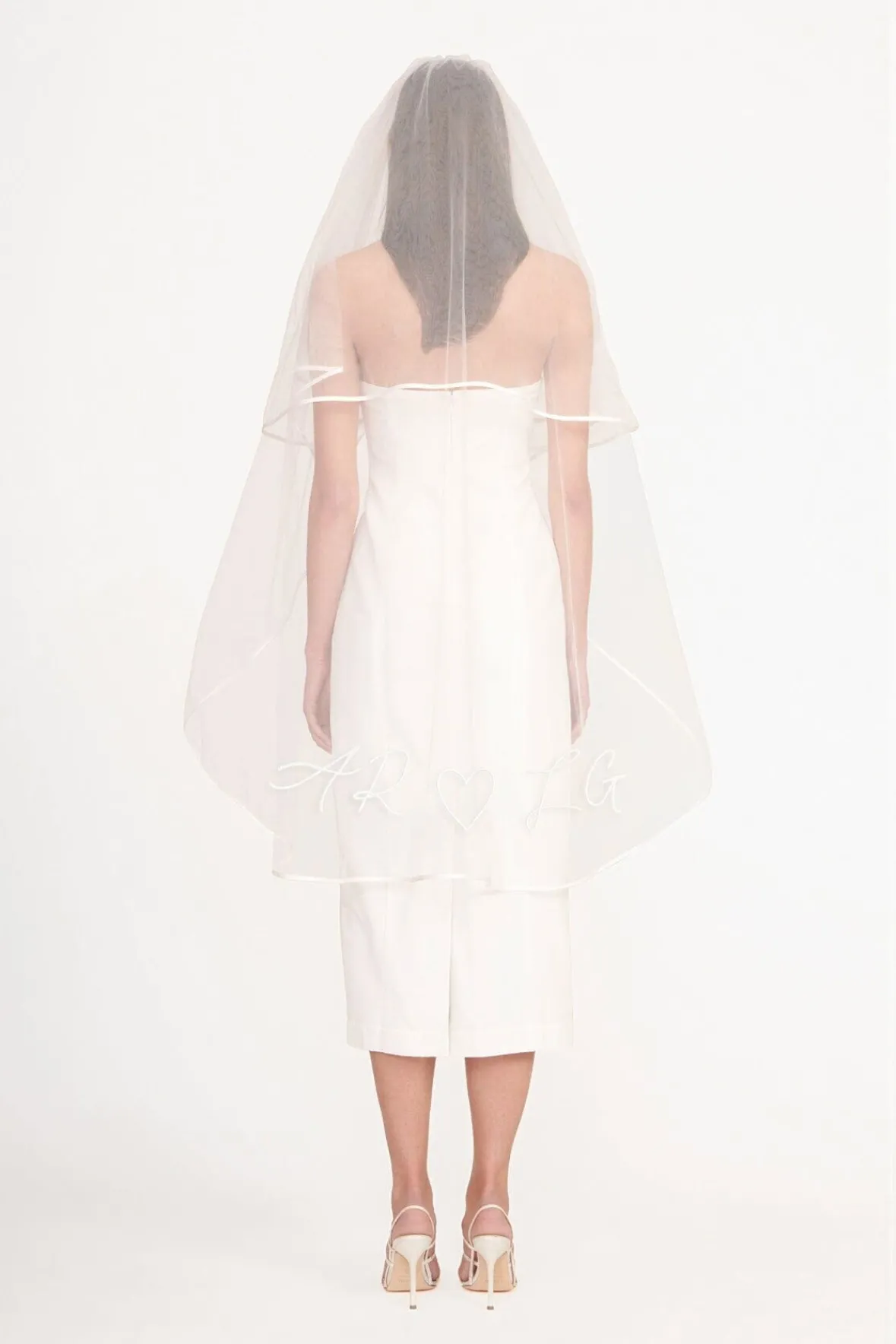 STAUD Bride<STAUD CUSTOM EMBROIDERED INITIALS VEIL