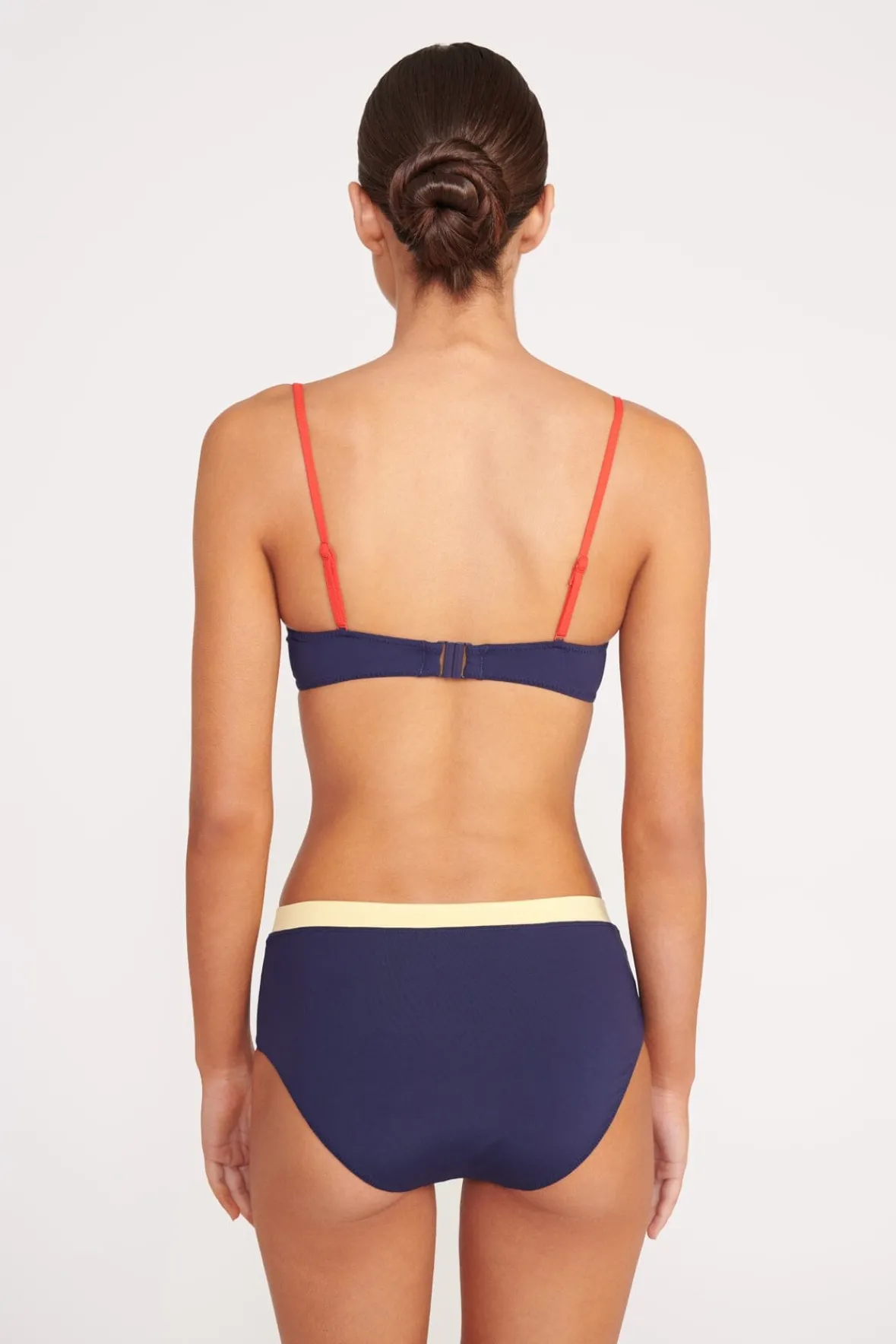Bikinis<STAUD DEVON HIGH RISE BIKINI BOTTOM NAVY COLORBLOCK NAVYCOLORBLOCK