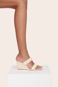 Platforms & Wedges<STAUD FRANKIE WEDGE   CREAM