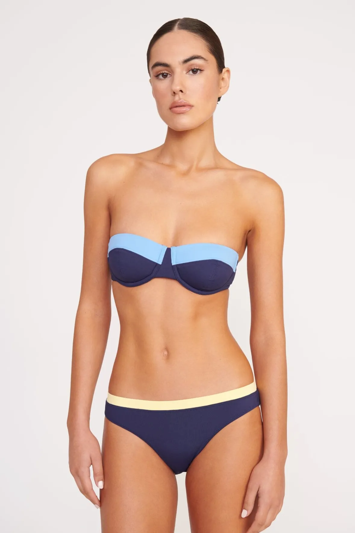 Bikinis<STAUD GEMMA BIKINI BOTTOM NAVY COLORBLOCK NAVYCOLORBLOCK