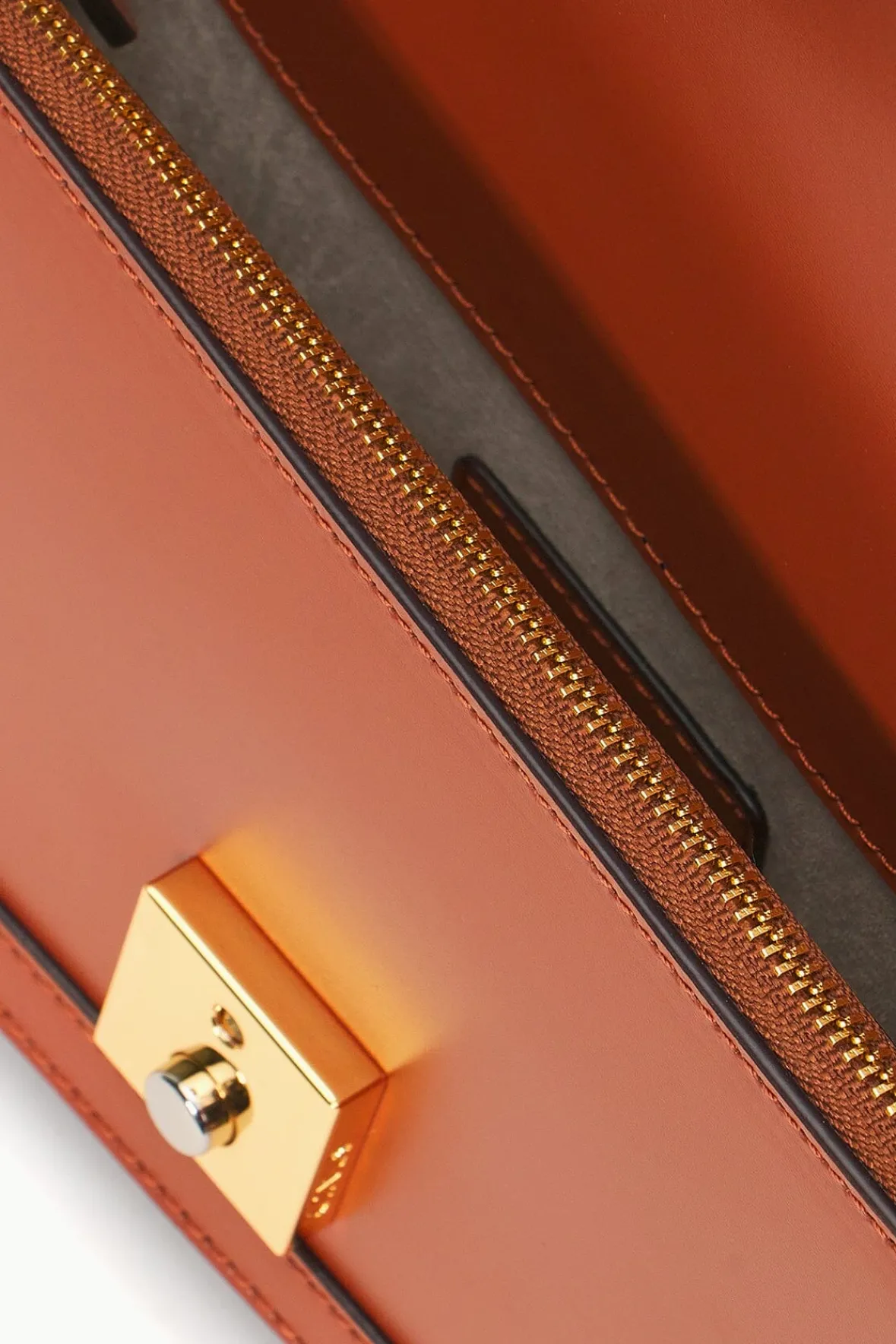 Clutches<STAUD GWEN CLUTCH TAN