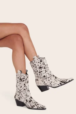 The Boot Shop|Boots<STAUD JUNE BOOT  BLACK WHITE HAIRCALF BLACKWHITEHAIRCALF