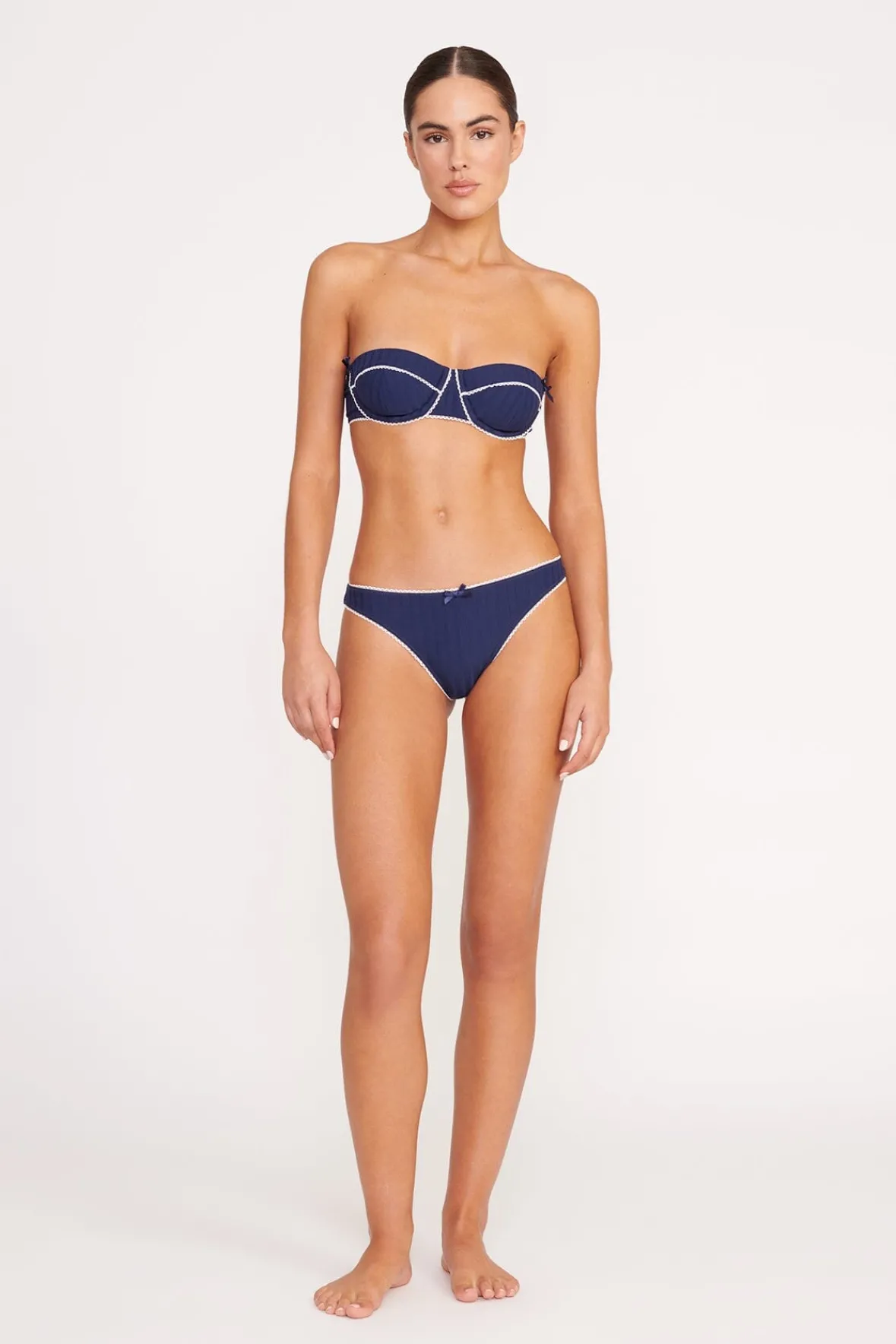 Bikinis<STAUD KIT BIKINI BOTTOM NAVY WHITE NAVYWHITE