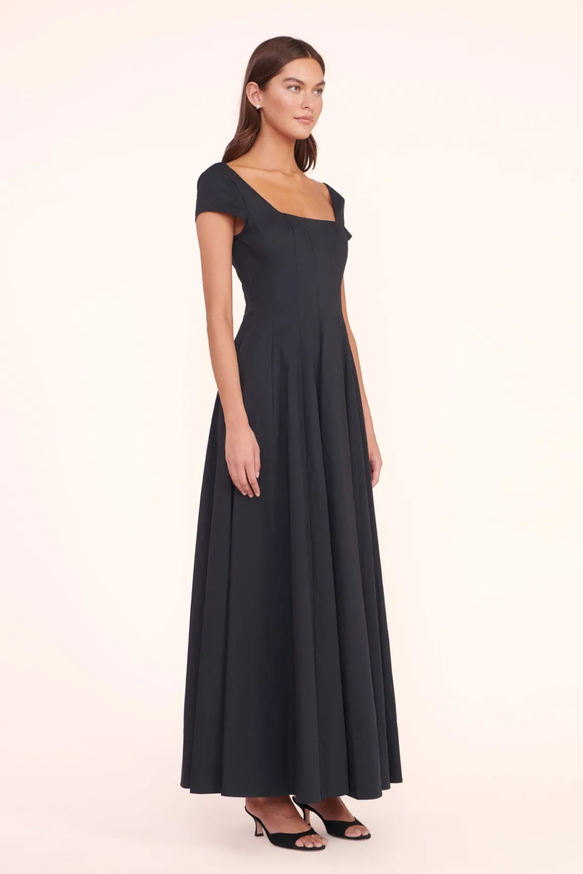 Poplin Shop|The Wells Dress<STAUD MAXI SHORT SLEEVE WELLS DRESS BLACK