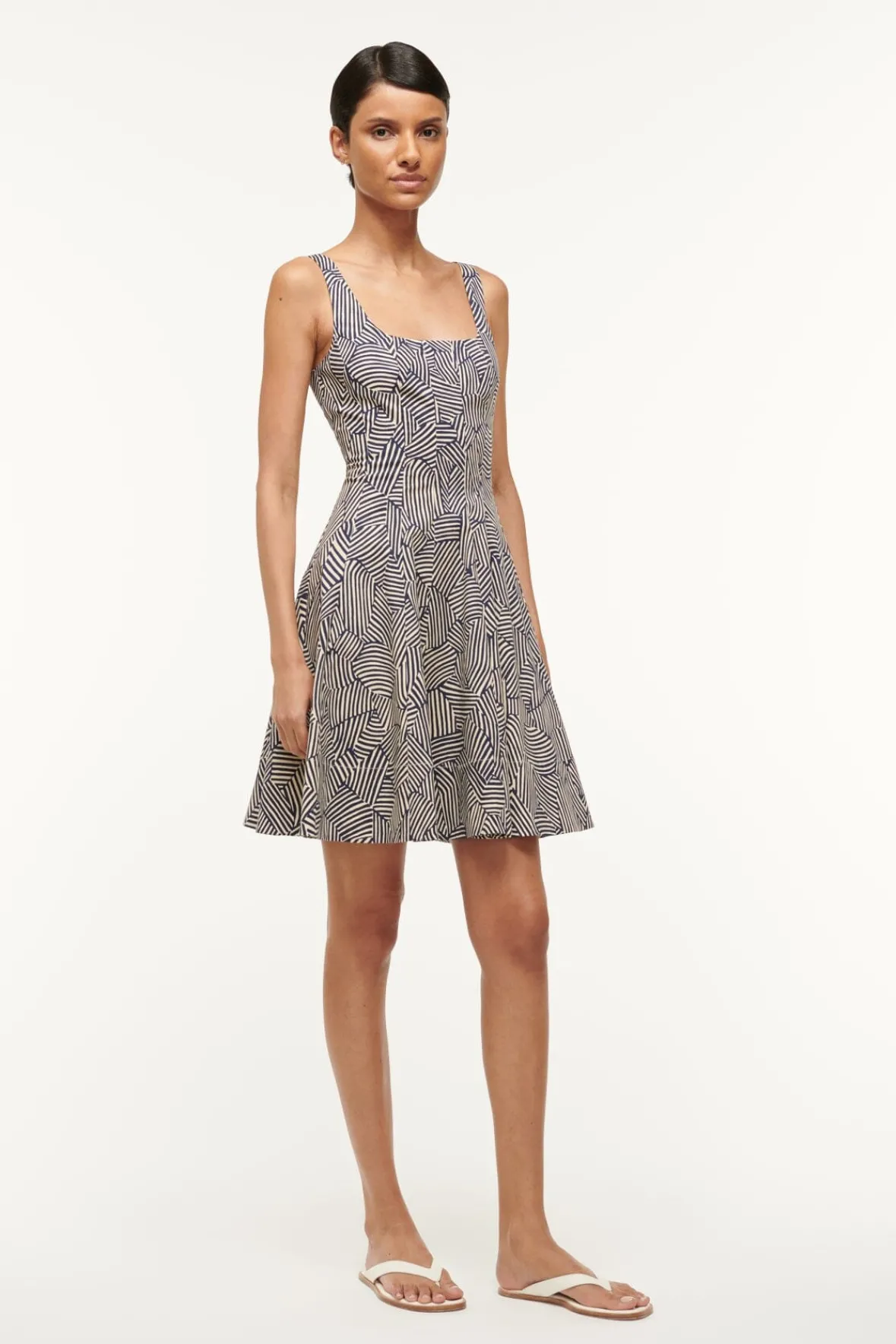 Poplin Shop|The Wells Dress<STAUD MINI WELLS DRESS NAVY MOSAIC NAVYMOSAIC