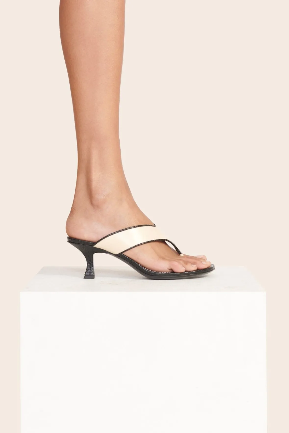 Heels<STAUD NATALIA THONG SANDAL CREAM BLACK CREAMBLACK