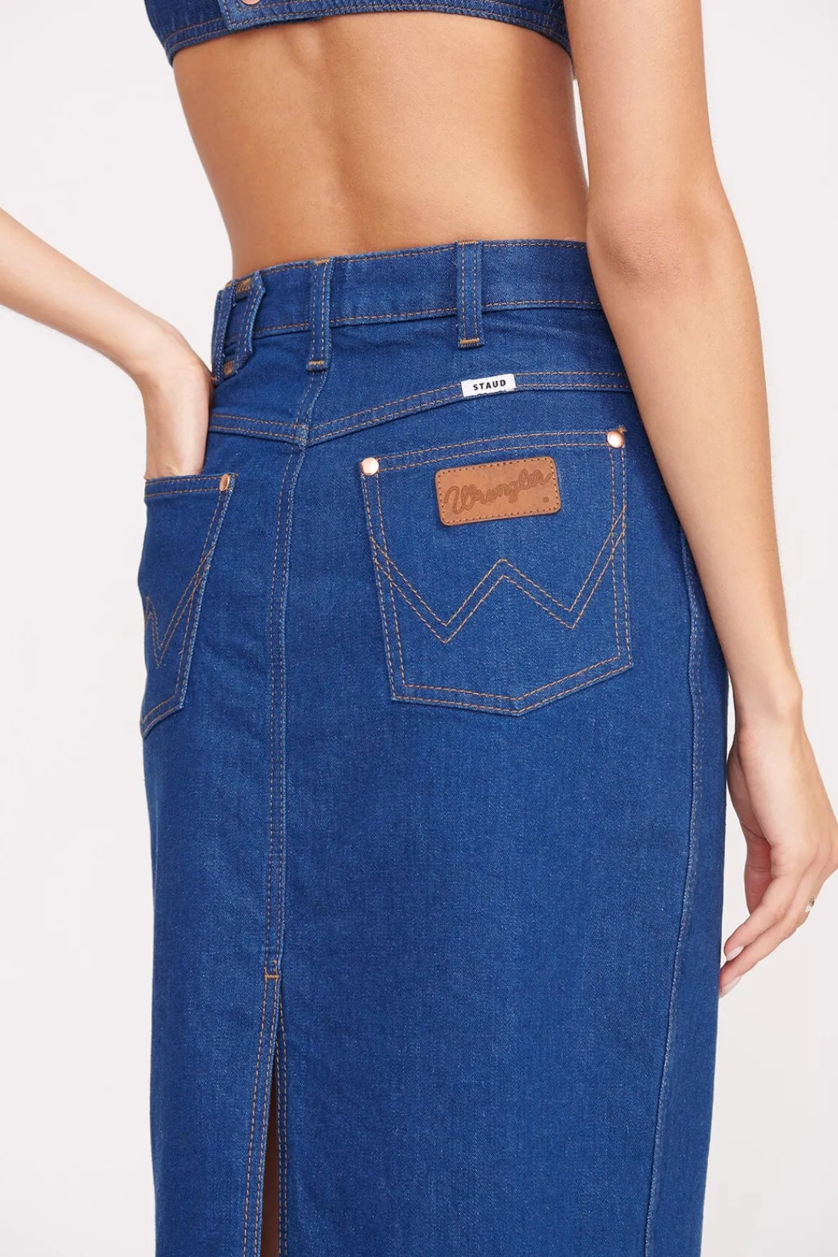 STAUD + Wrangler|Denim<STAUD + WRANGLER THE PENCIL SKIRT DARK RINSE DARKRINSE