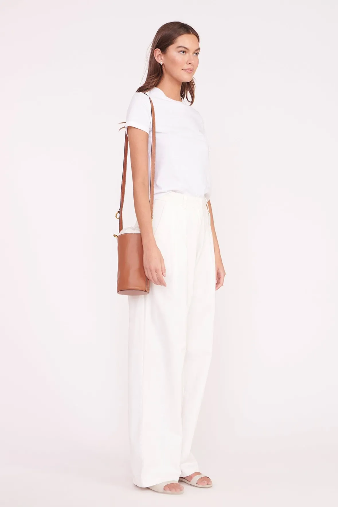 Small Leather Goods|STAUD Court<STAUD WATER BOTTLE BAG TAN