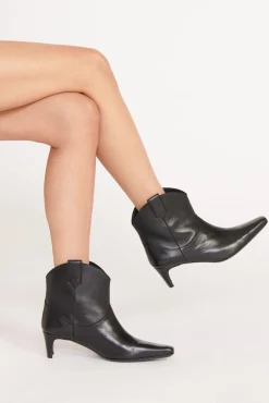 Boots|The Boot Shop<STAUD WESTERN WALLY ANKLE BOOT   BLACK